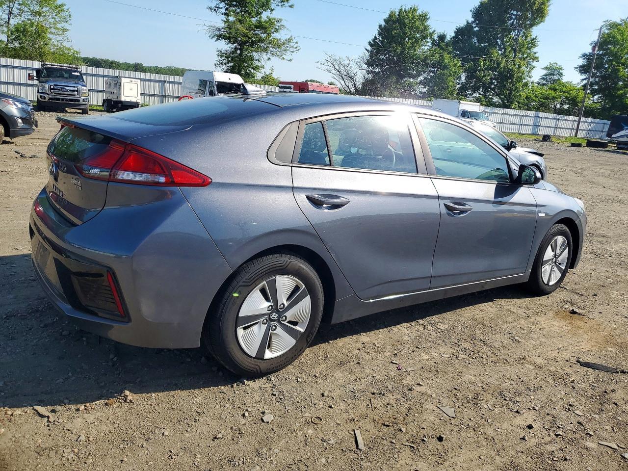 2017 Hyundai Ioniq Blue - Фото 3