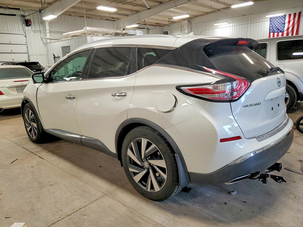 2015 Nissan Murano S - Фото 2