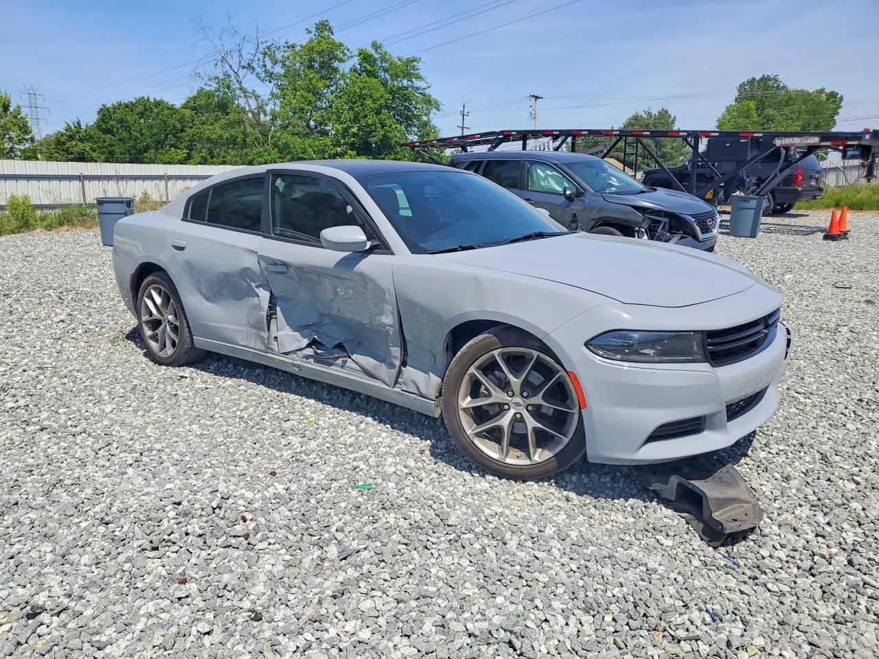 2022 Dodge Charger Sxt - Фото 4