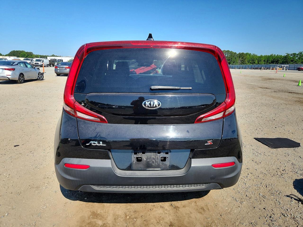 2021 Kia Soul S - Фото 6