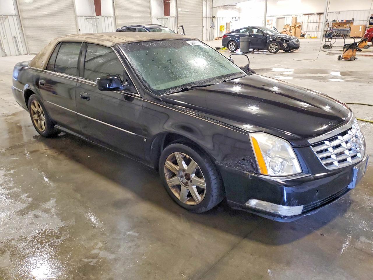 2006 Cadillac Dts - Image 4