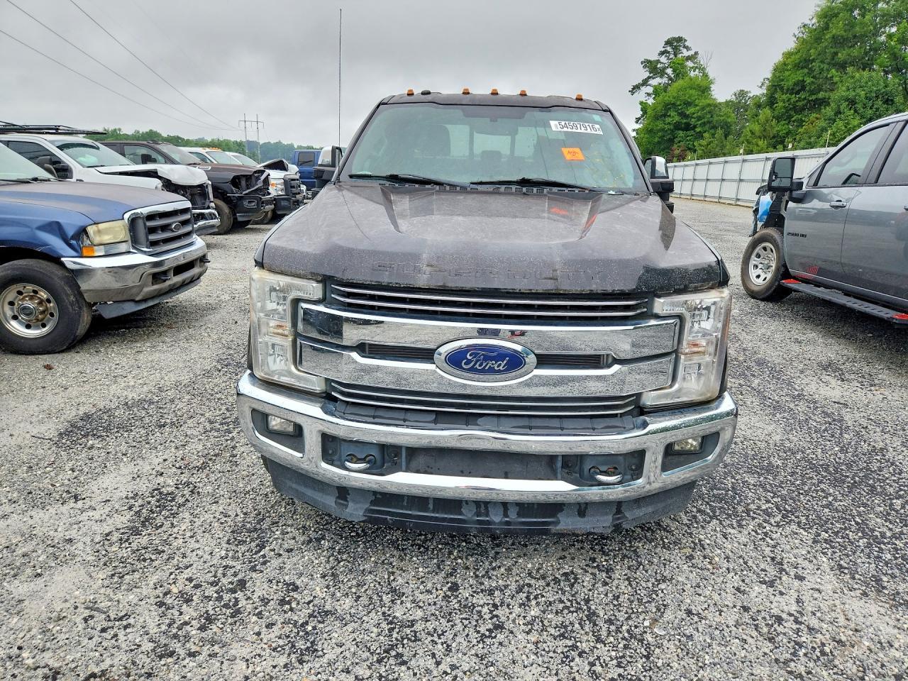 2017 Ford F350 Super Duty - Фото 5