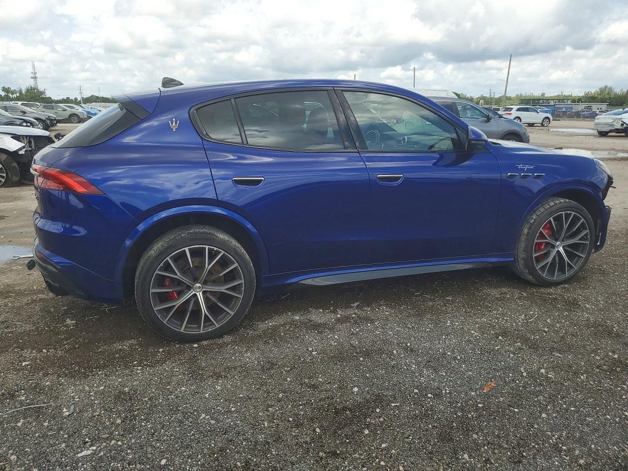 2023 Maserati Grecale Trofeo - Image 3
