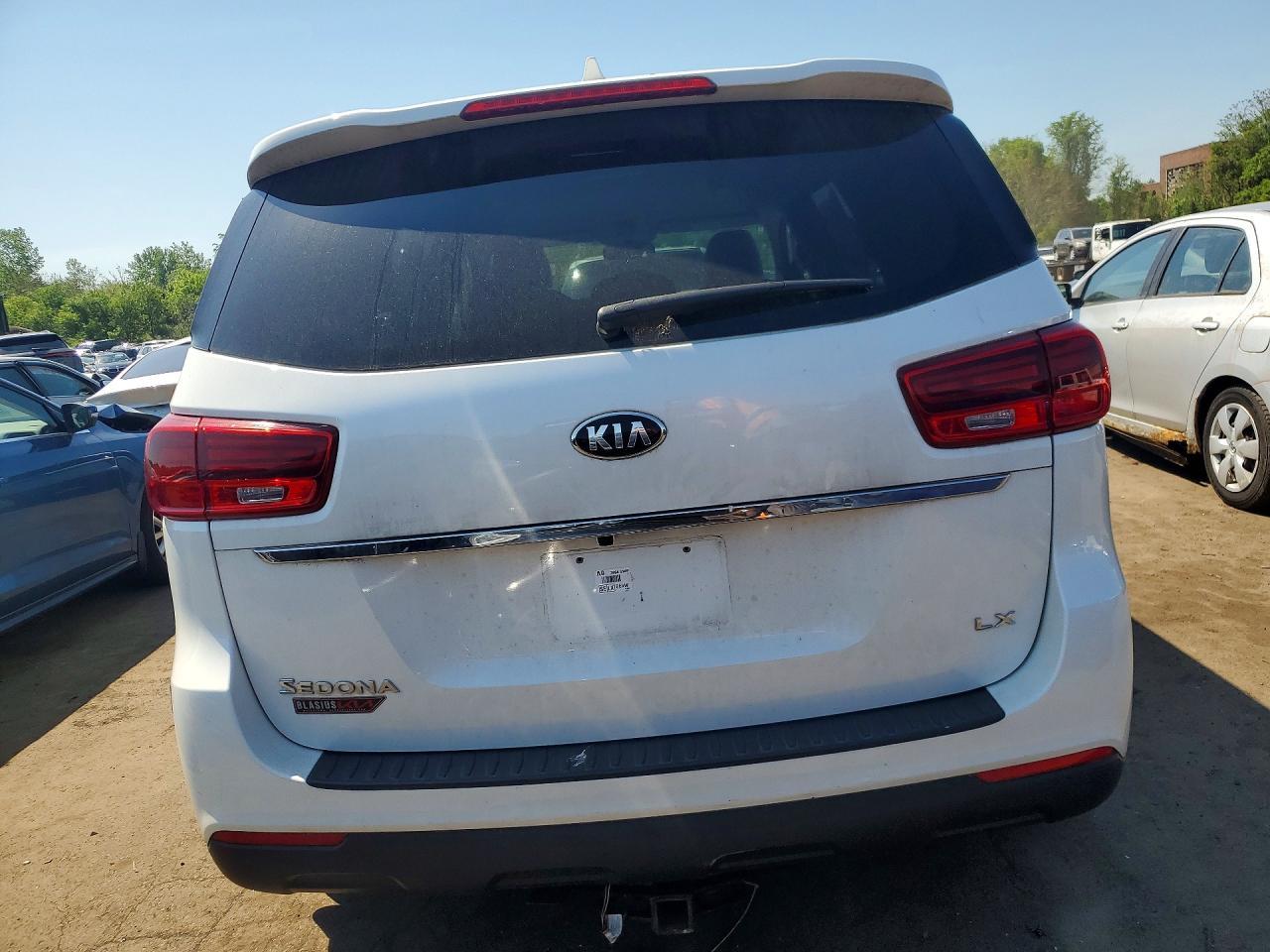 2020 Kia Sedona Lx - Image 6