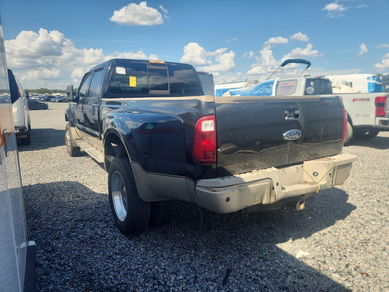 2010 Ford F450 Super Duty - Фото 2