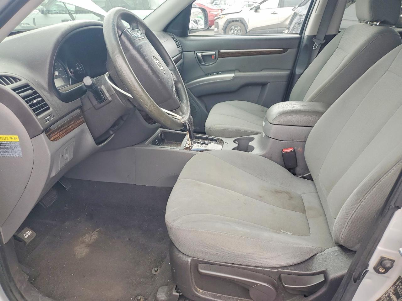 2010 Hyundai Santa Fe Gls - Image 7
