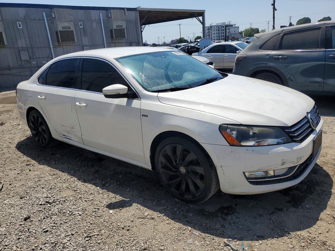 2015 Volkswagen Passat S - Фото 4