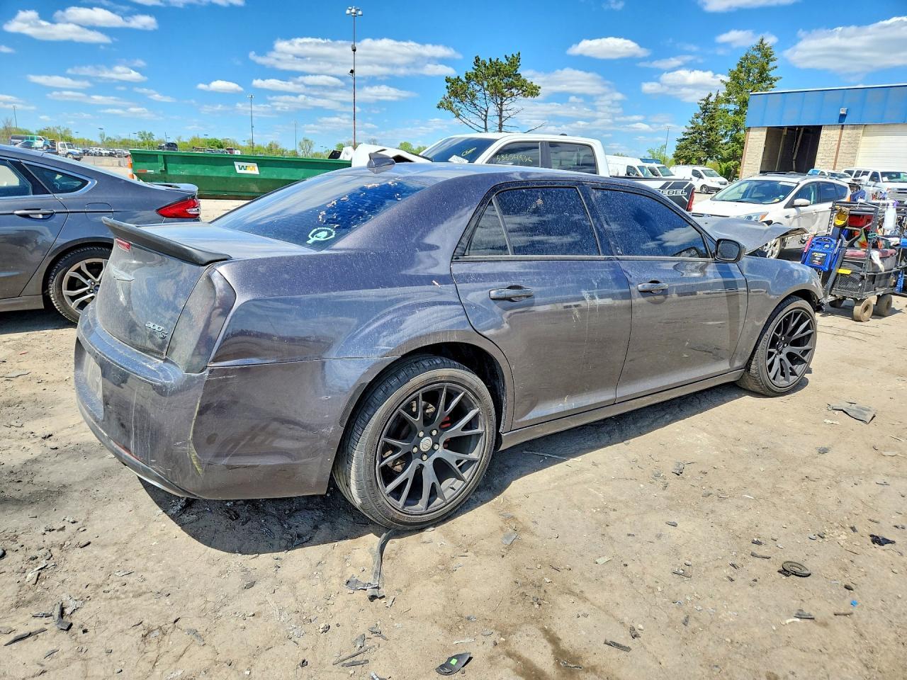 2016 Chrysler 300 S - Фото 3