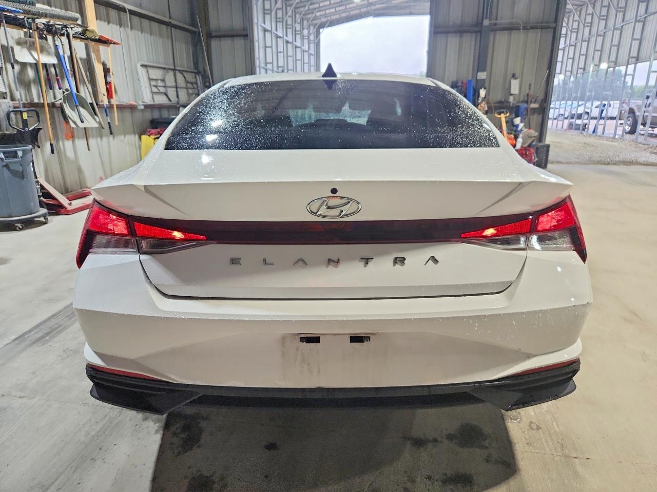 2023 Hyundai Elantra Sel - Фото 6