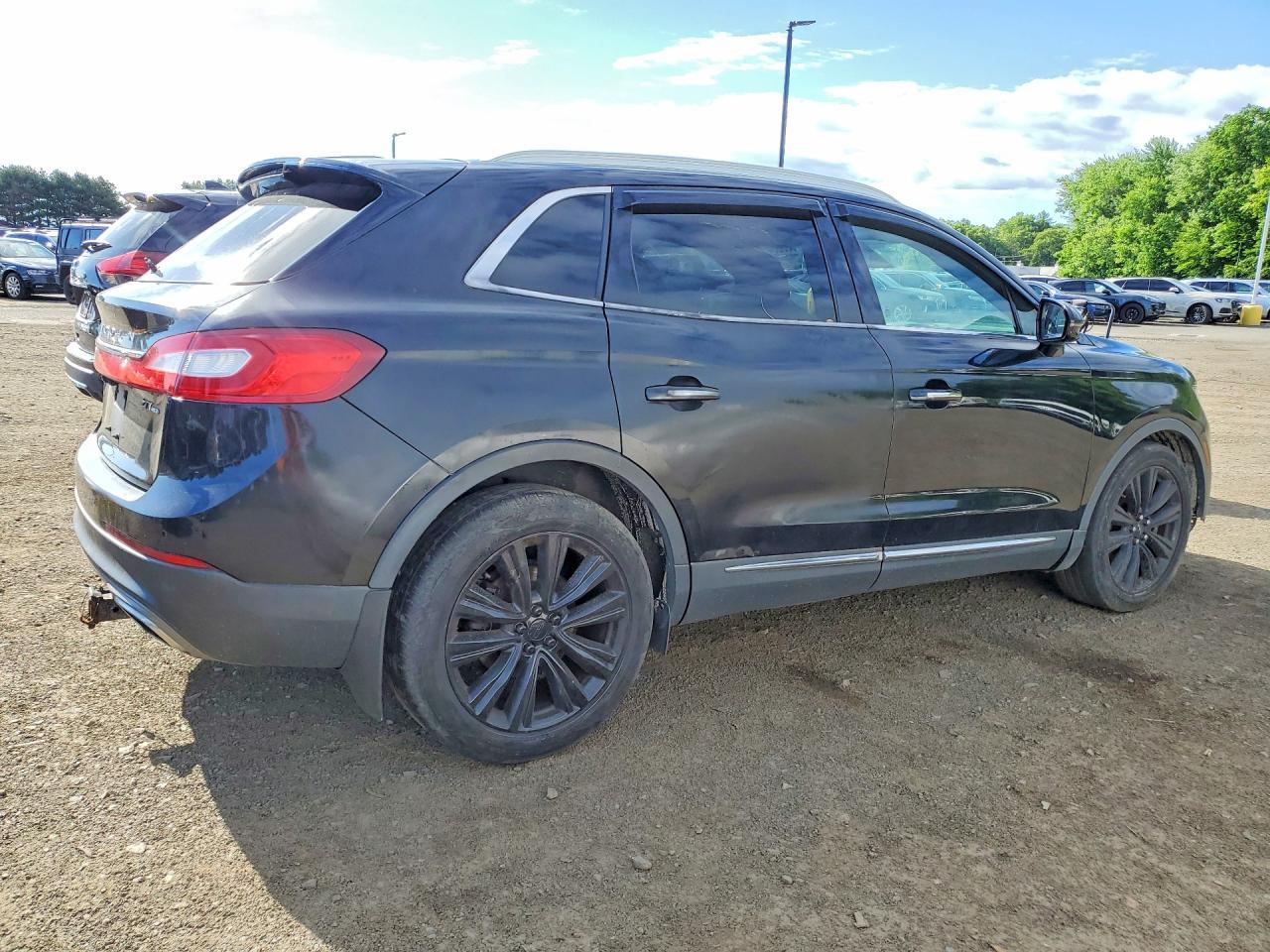 2017 Lincoln Mkx Reserve - Image 3