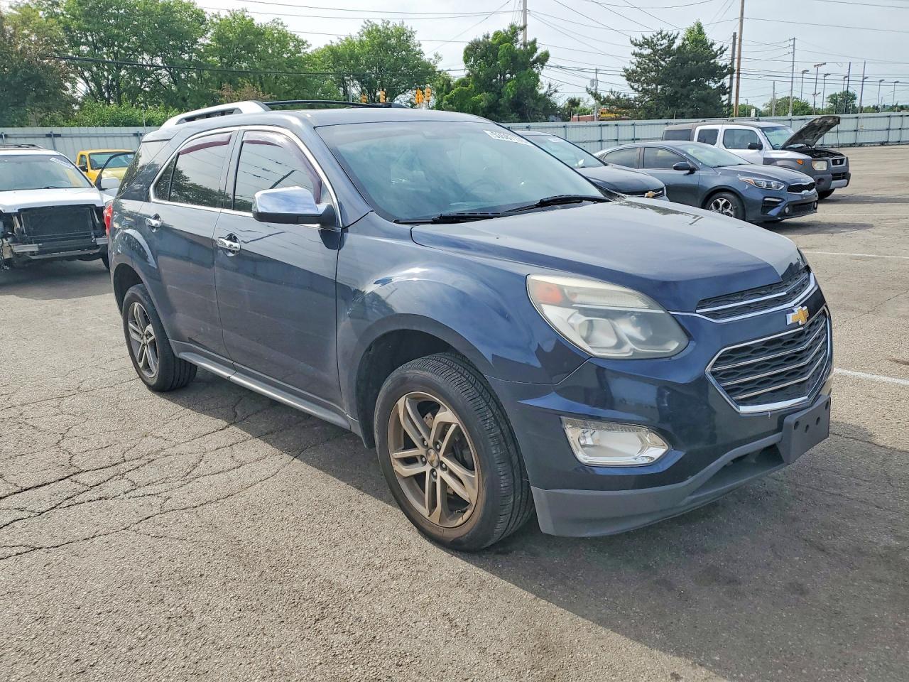 2017 Chevrolet Equinox Premier - Image 4