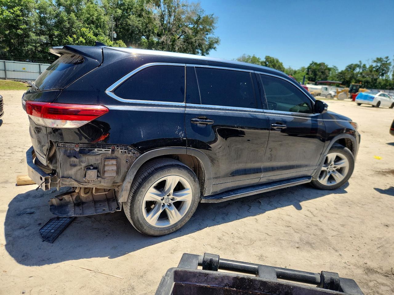 2019 Toyota Highlander Limited - Фото 3