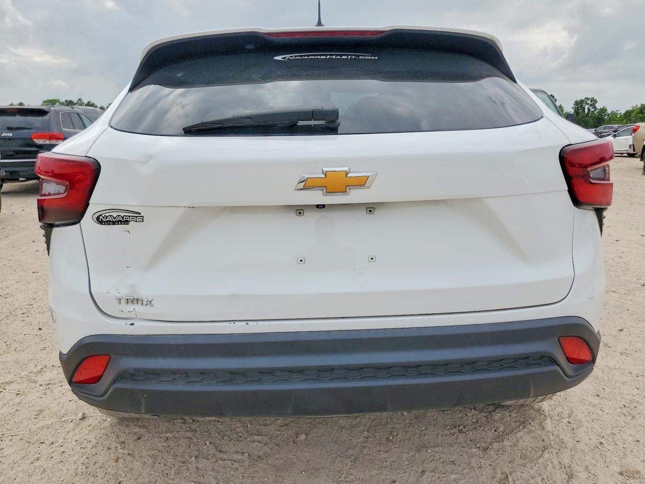 2024 Chevrolet Trax Ls - Фото 6