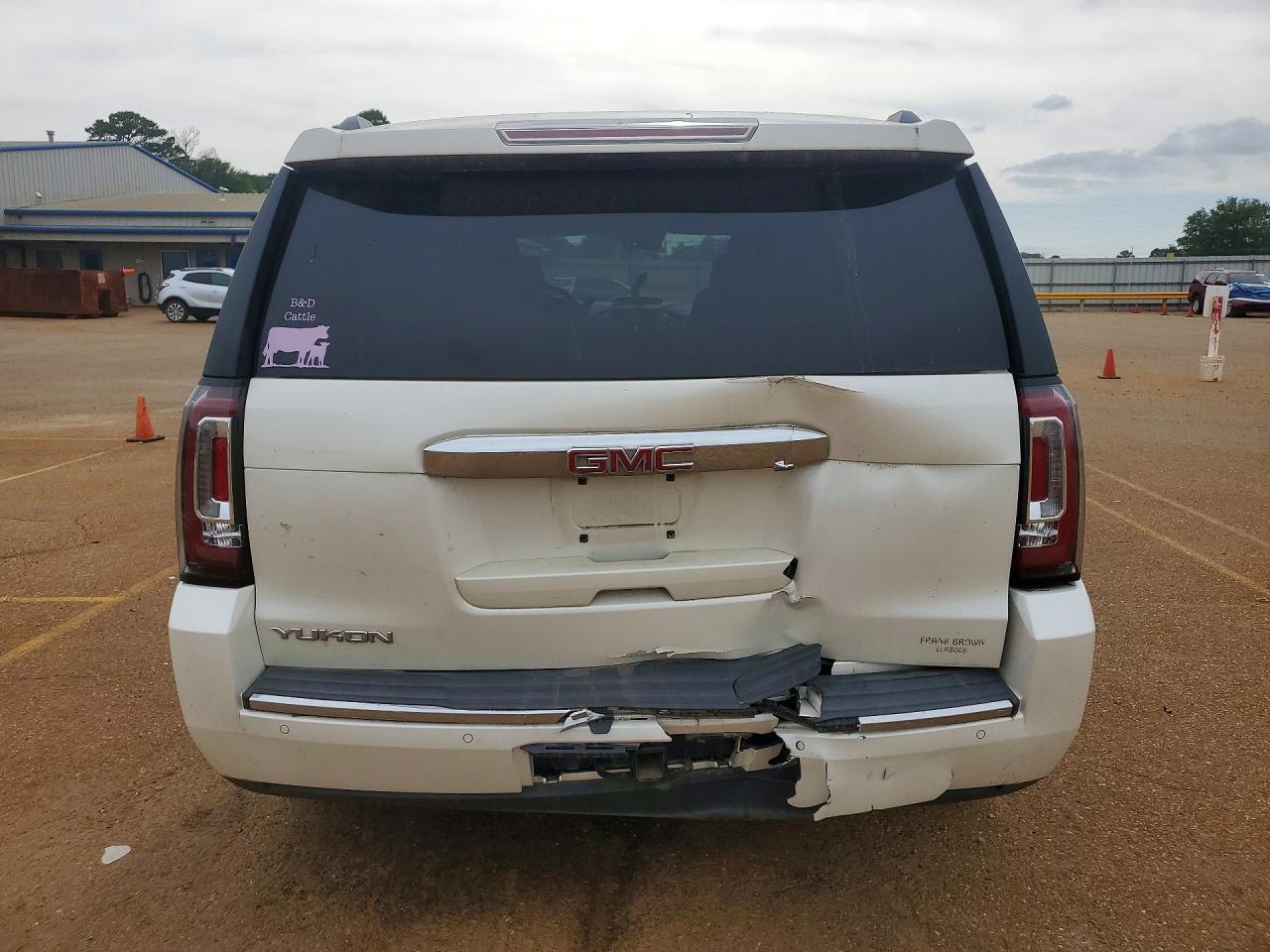 2015 GMC Yukon Denali - Фото 6