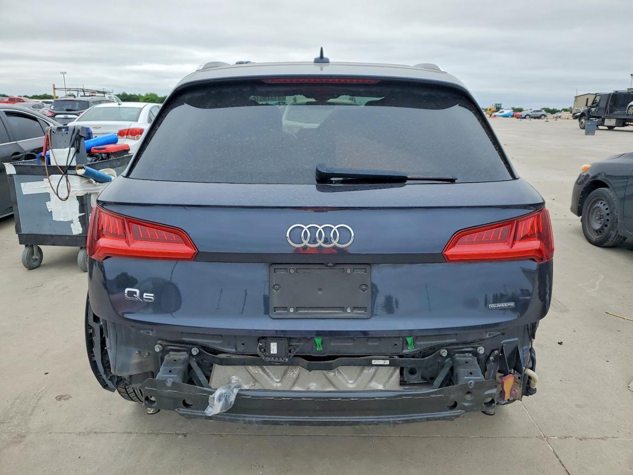 2020 Audi Q5 Premium - Фото 6