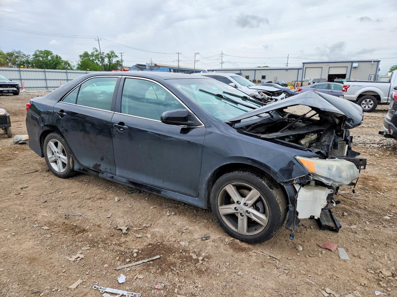 2013 Toyota Camry Se - Фото 4