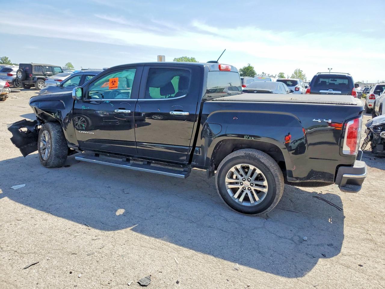 2015 GMC Canyon Slt - Фото 2
