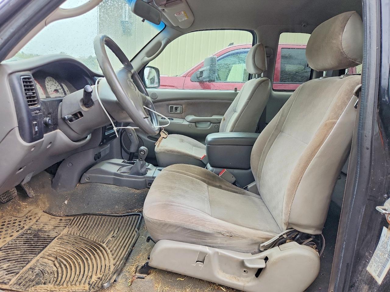 2004 Toyota Tacoma Xtracab - Фото 7