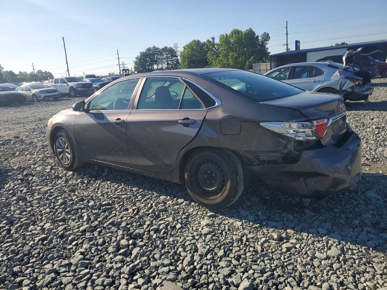 2016 Toyota Camry Le - Image 2