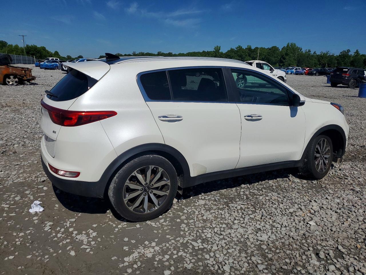 2017 Kia Sportage Ex - Image 3