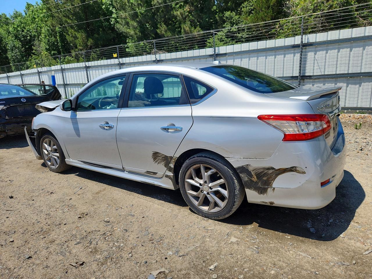 2014 Nissan Sentra Sr - Фото 2