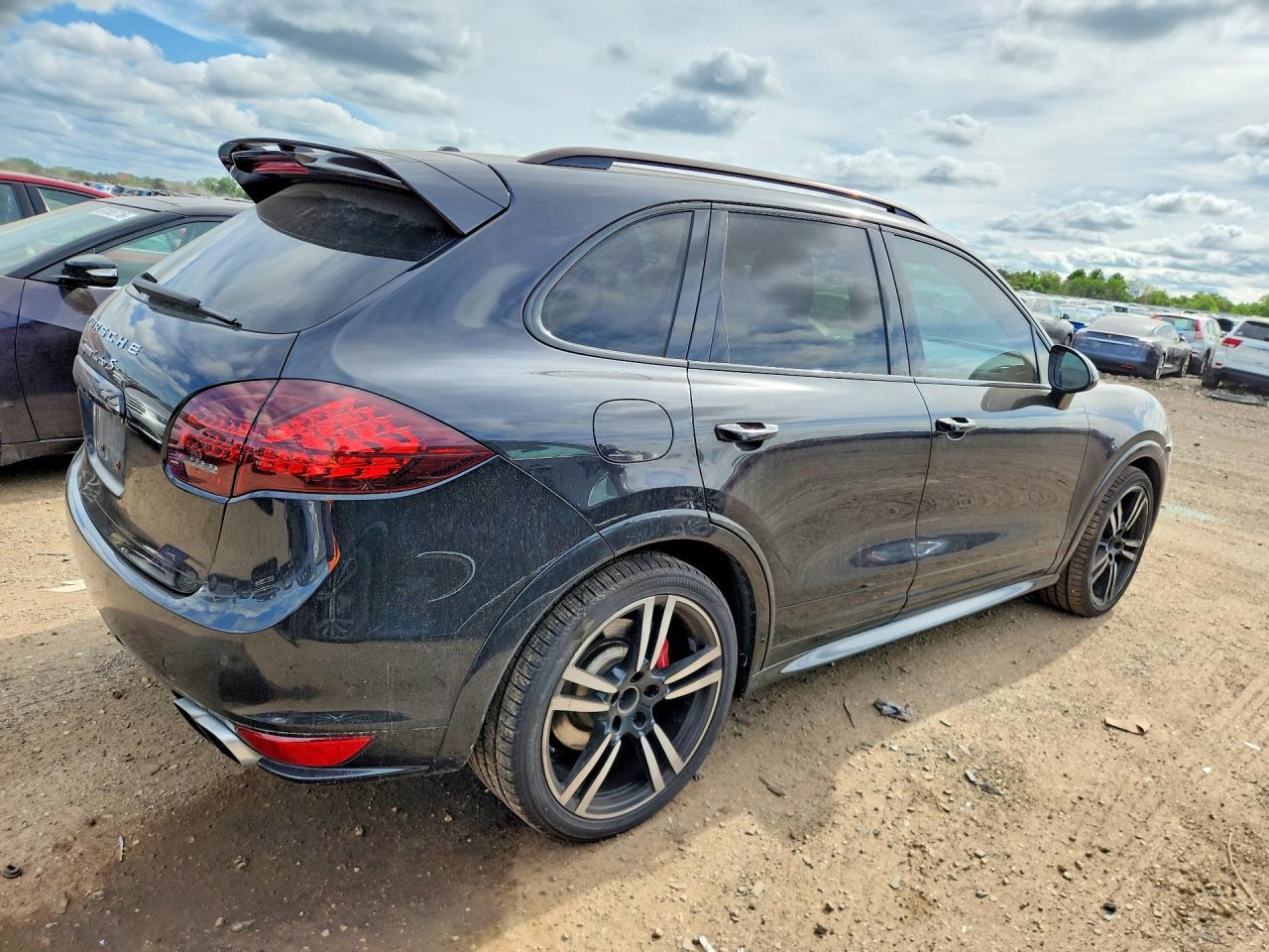 2014 Porsche Cayenne Turbo - Фото 3