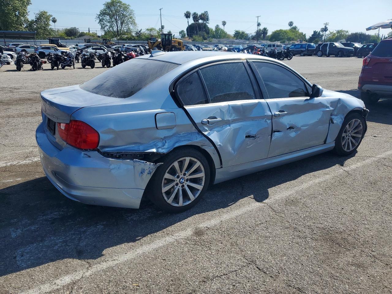 2011 BMW 328 I Sulev - Image 3