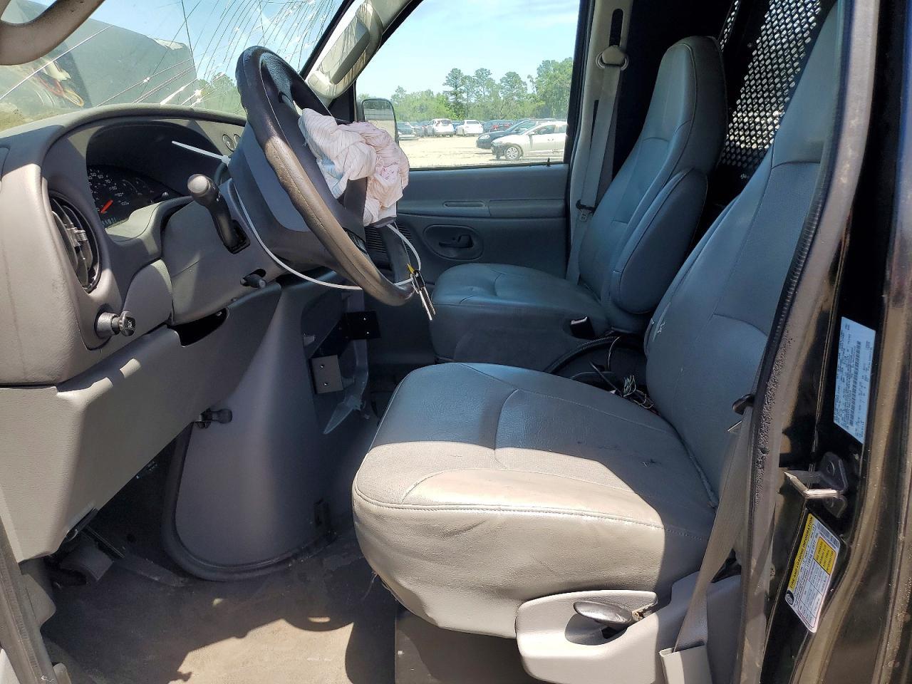2008 Ford E350 Econo - Image 7