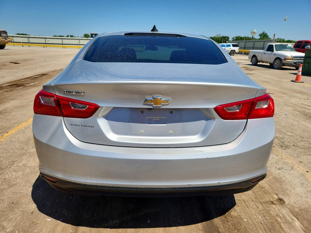 2017 Chevrolet Malibu Ls - Фото 6