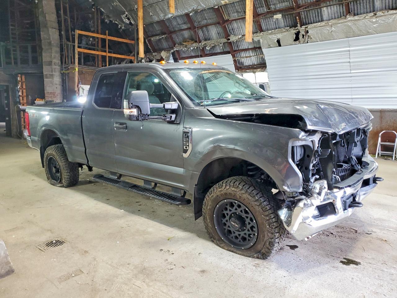 2019 Ford F-250 - Image 4