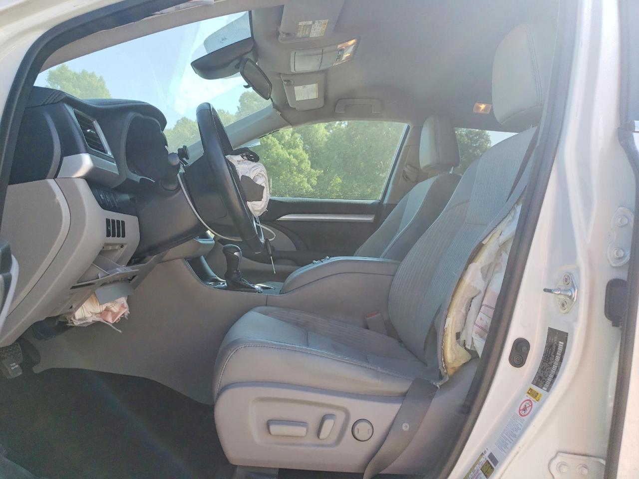 2018 Toyota Highlander Le Plus - Фото 7