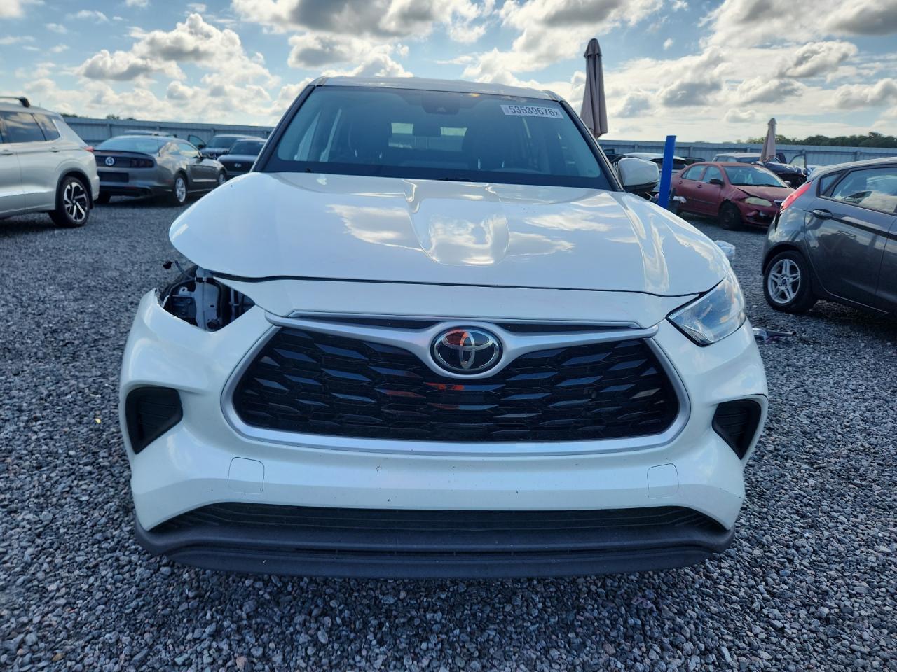 2021 Toyota Highlander L - Фото 5