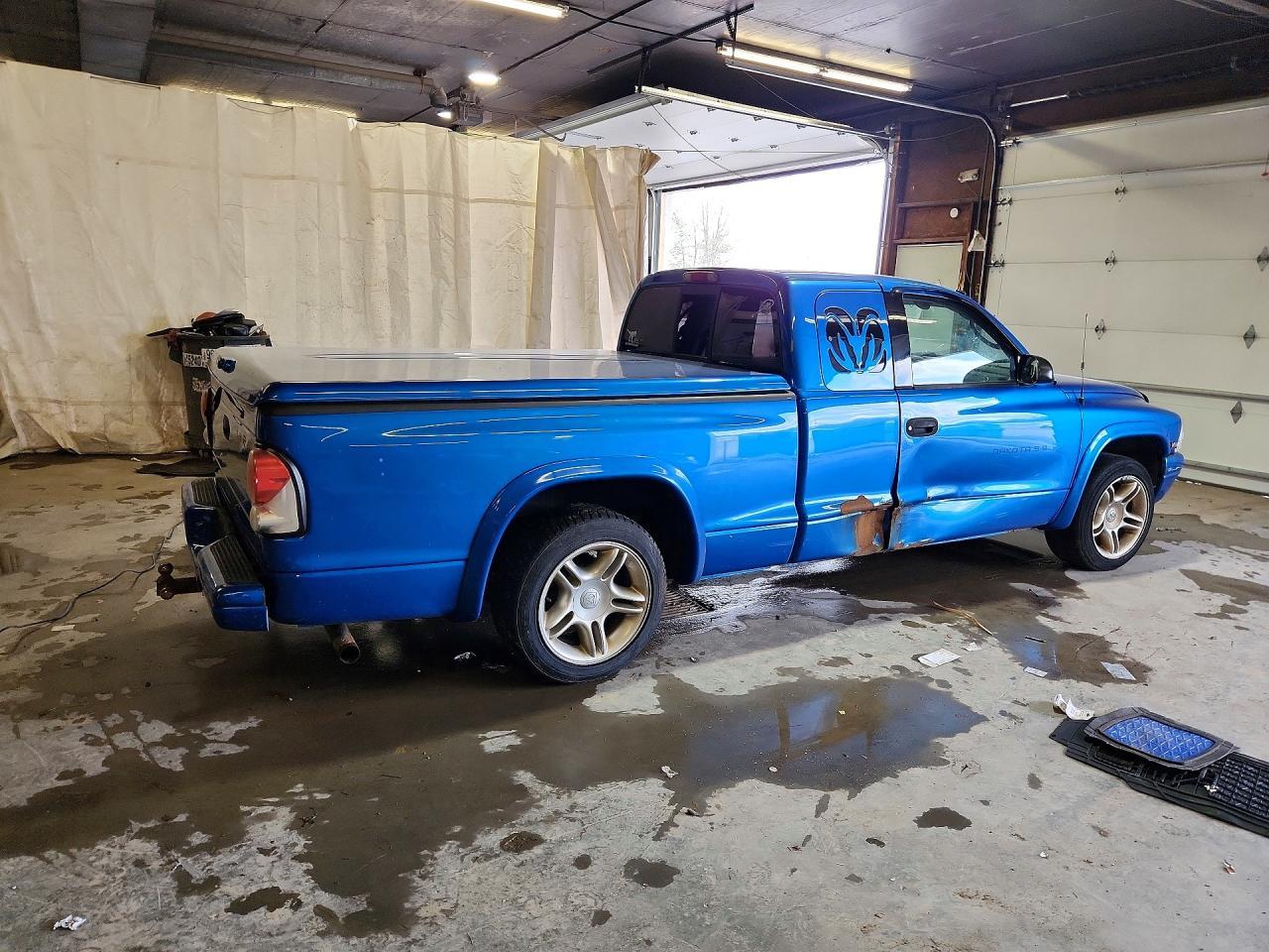 2000 Dodge Dakota - Image 3