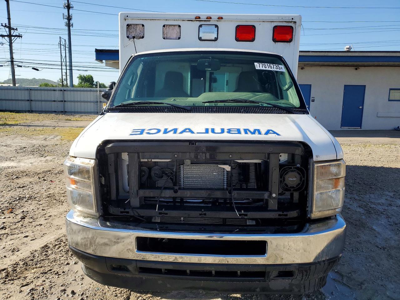 2021 Ford Econoline E350 Sd Ambulance - Фото 5