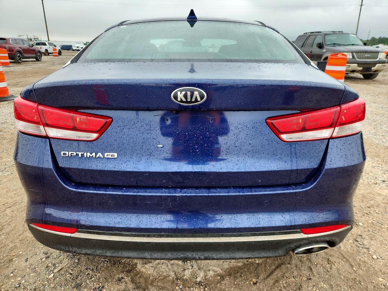 2018 Kia Optima Lx - Image 6