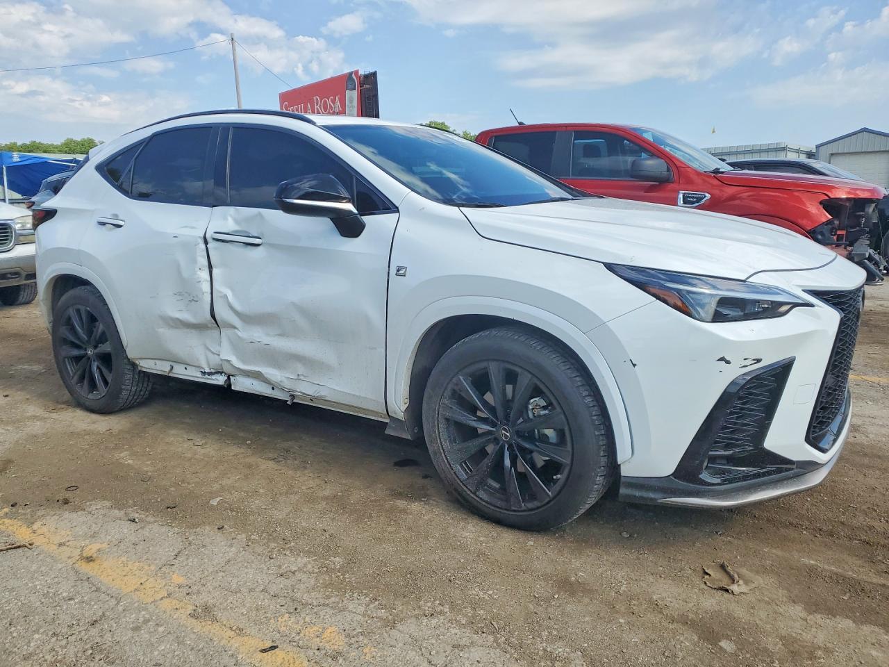 2023 Lexus Nx 350 - Image 4