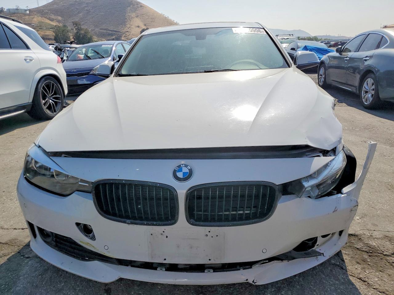 2015 BMW 320 I - Фото 5