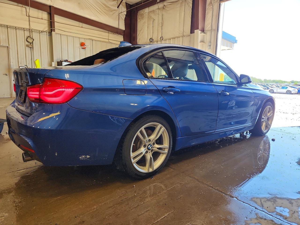 2016 BMW 340 Xi - Фото 3