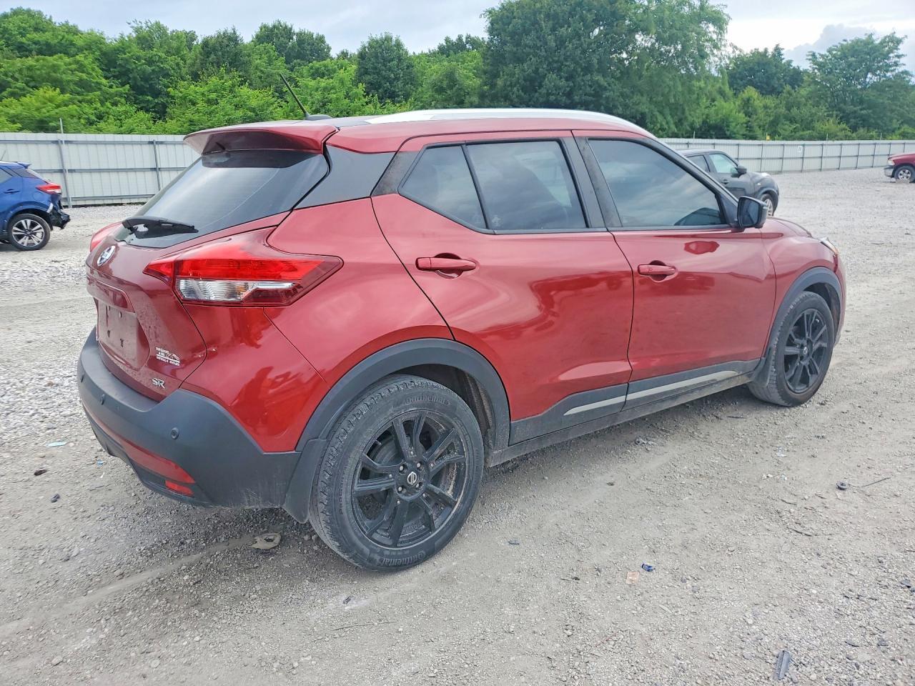 2020 Nissan Kicks Sr - Фото 3