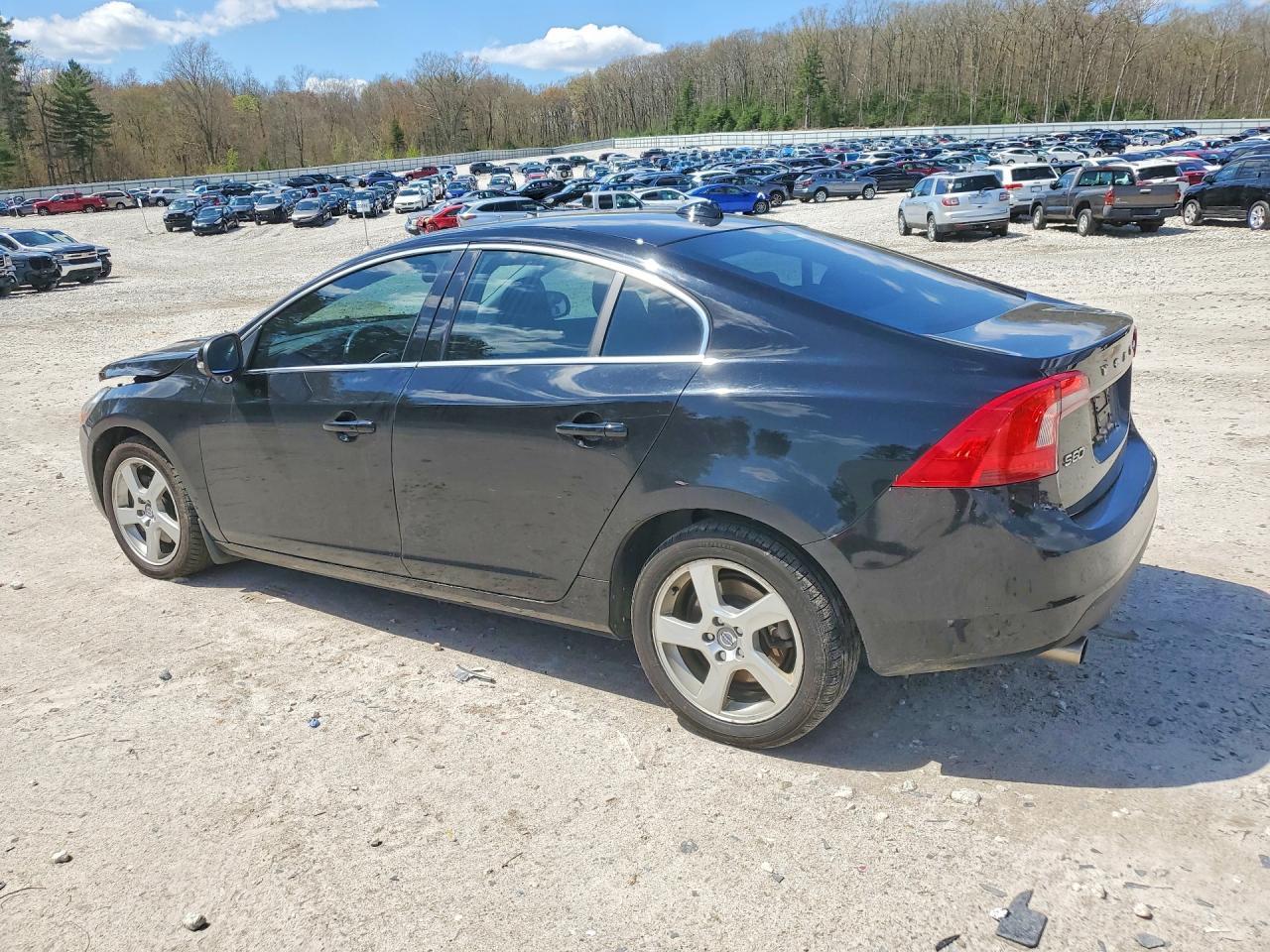 2012 Volvo S60 T5 - Image 2