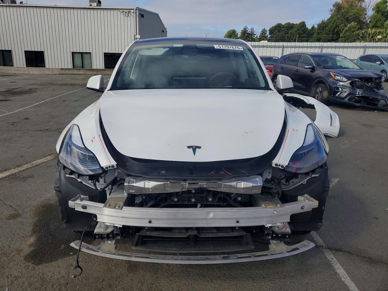 2023 Tesla Model Y - Фото 5