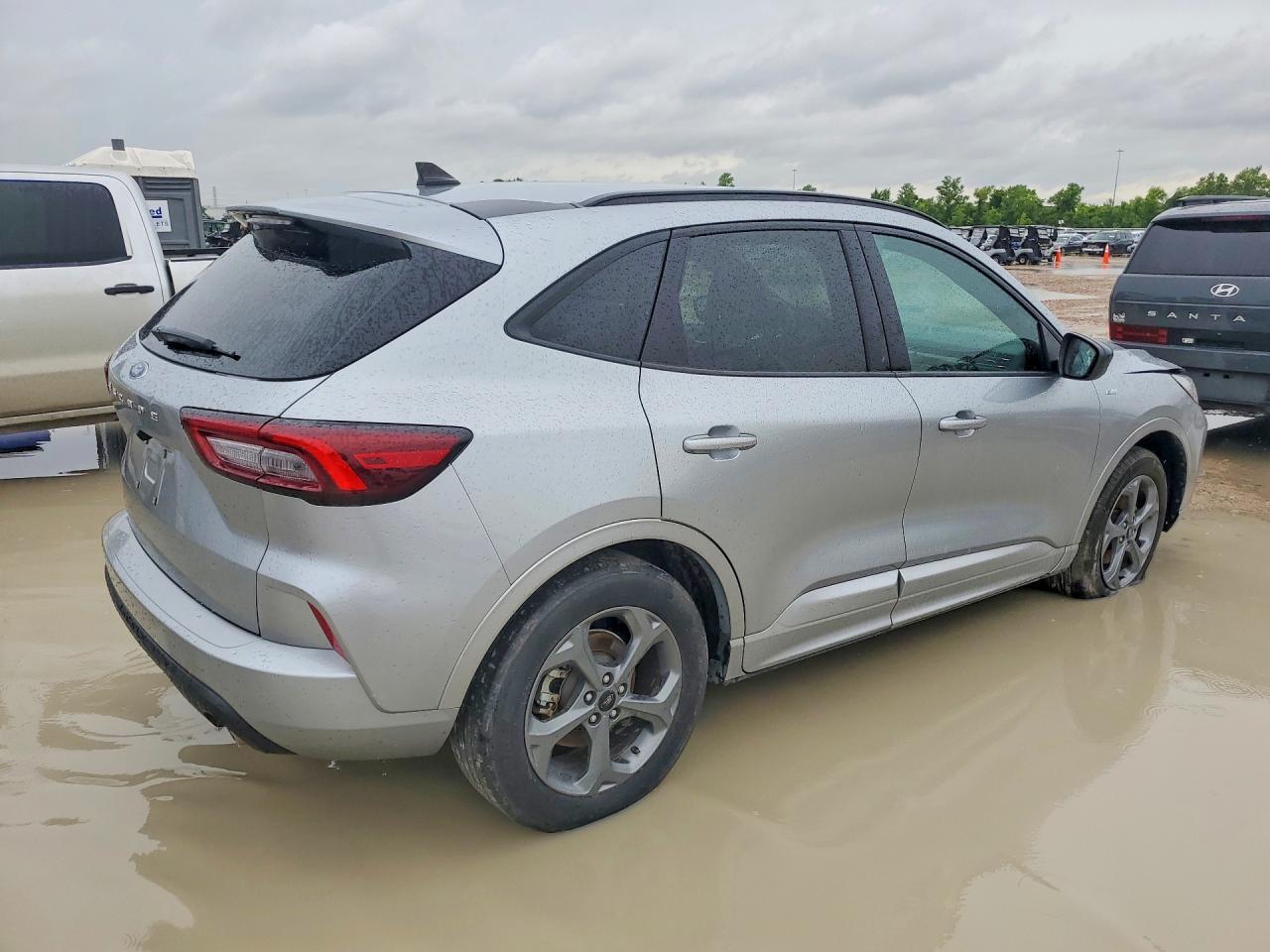 2024 Ford Escape St Line - Image 3