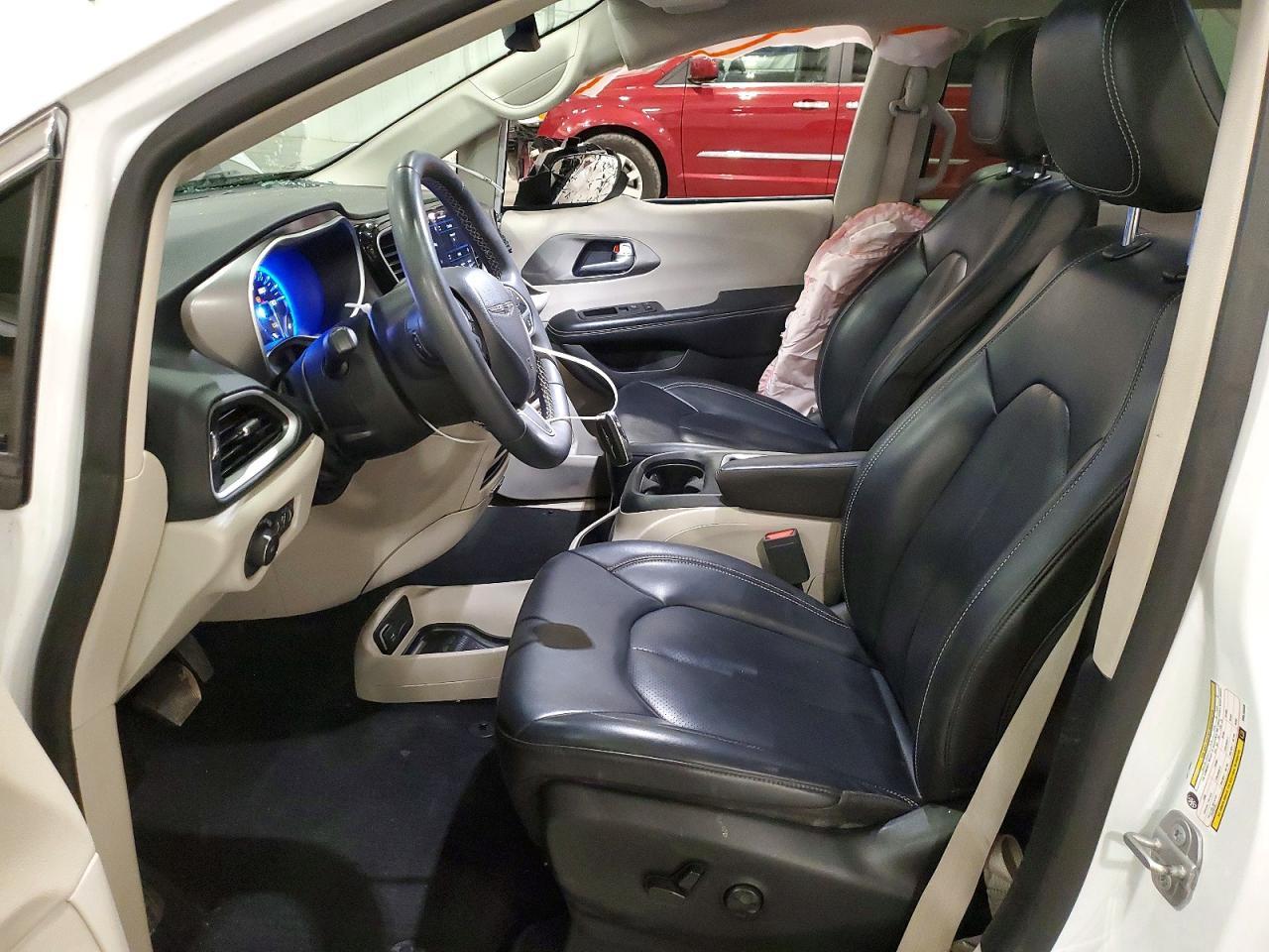 2023 Chrysler Pacifica Touring L - Фото 7