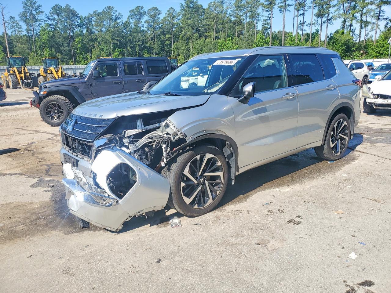 2022 Mitsubishi Outlander Sel