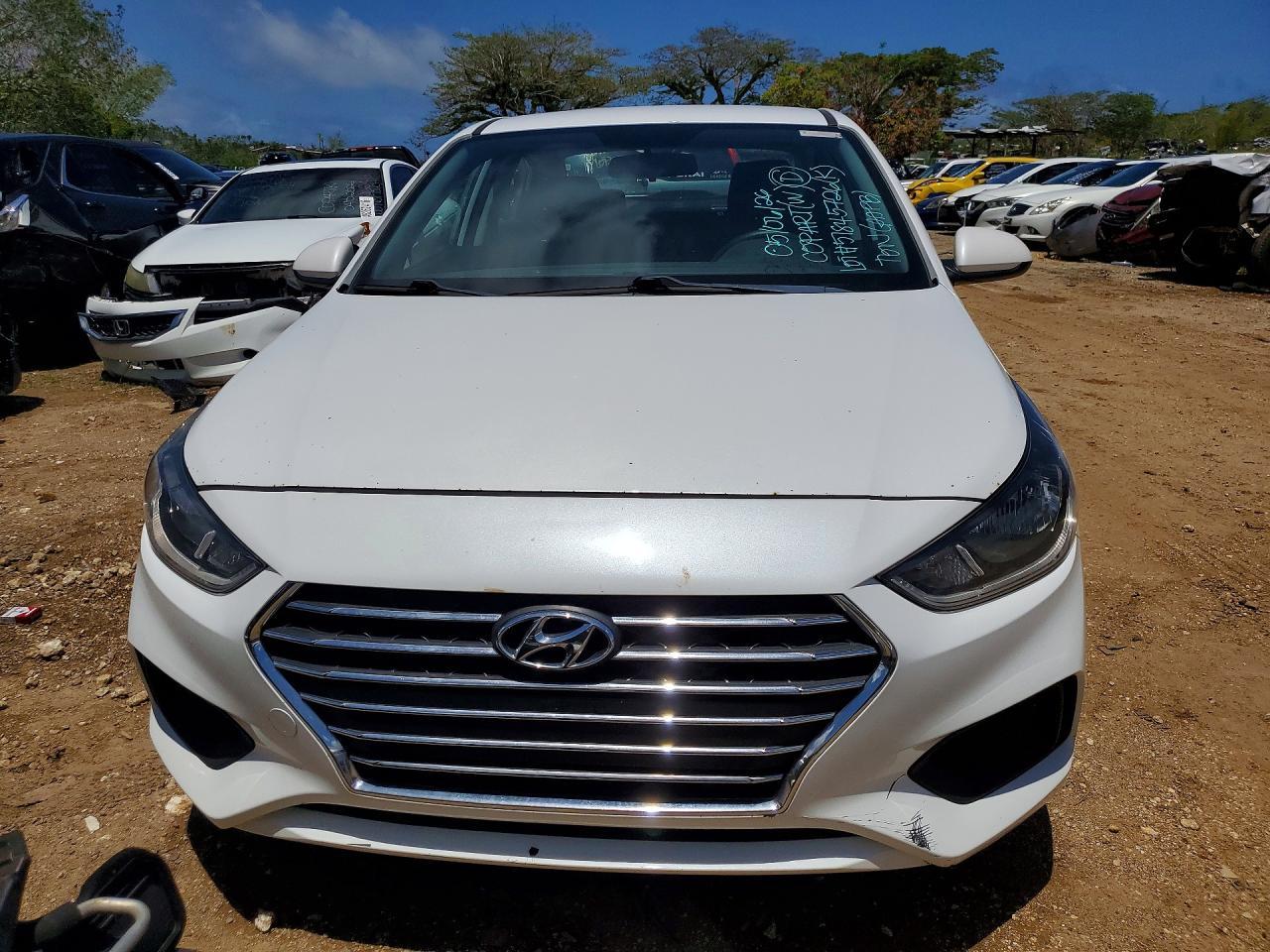 2020 Hyundai Accent Se - Image 5