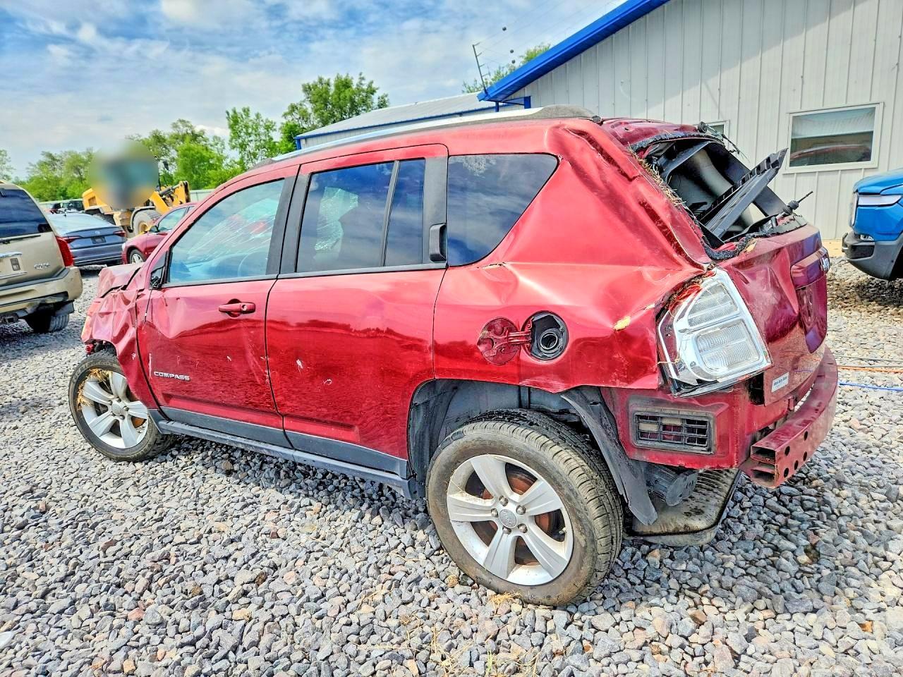 2012 Jeep Compass Sport - Фото 2