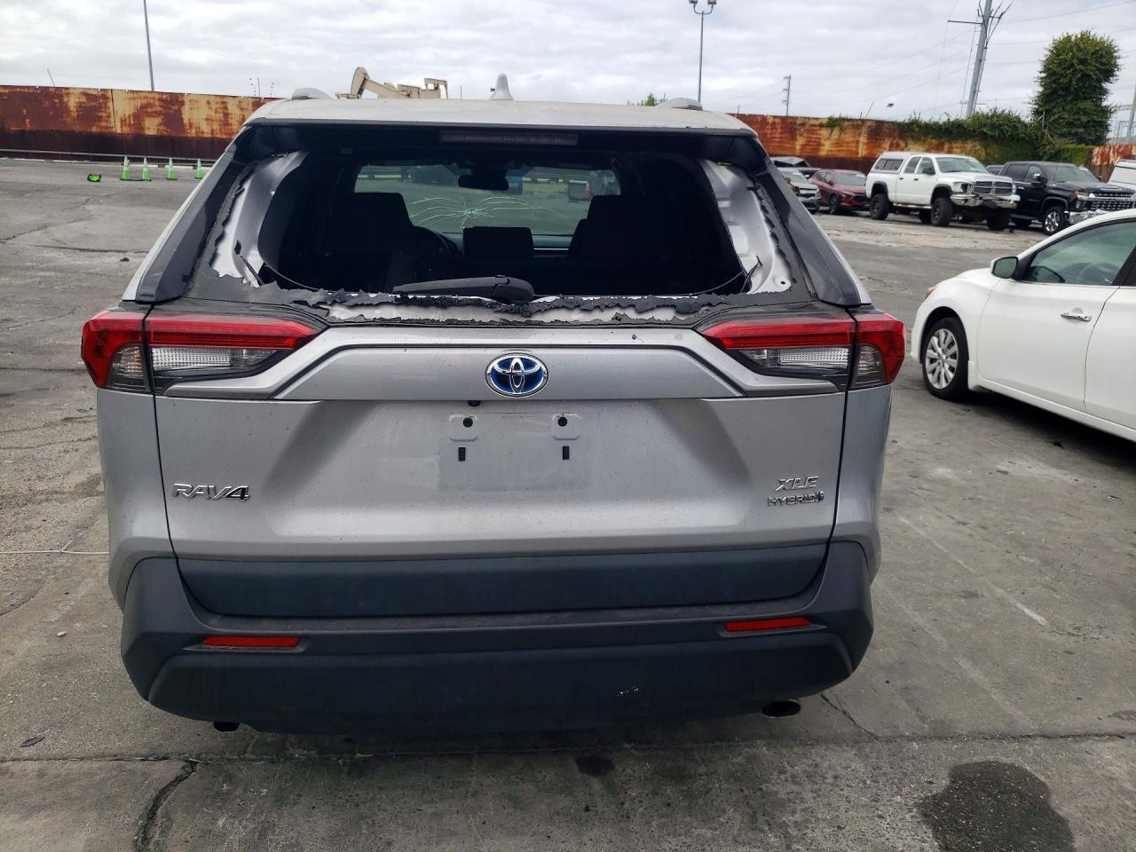 2024 Toyota Rav4 Hybrid Xle - Фото 6