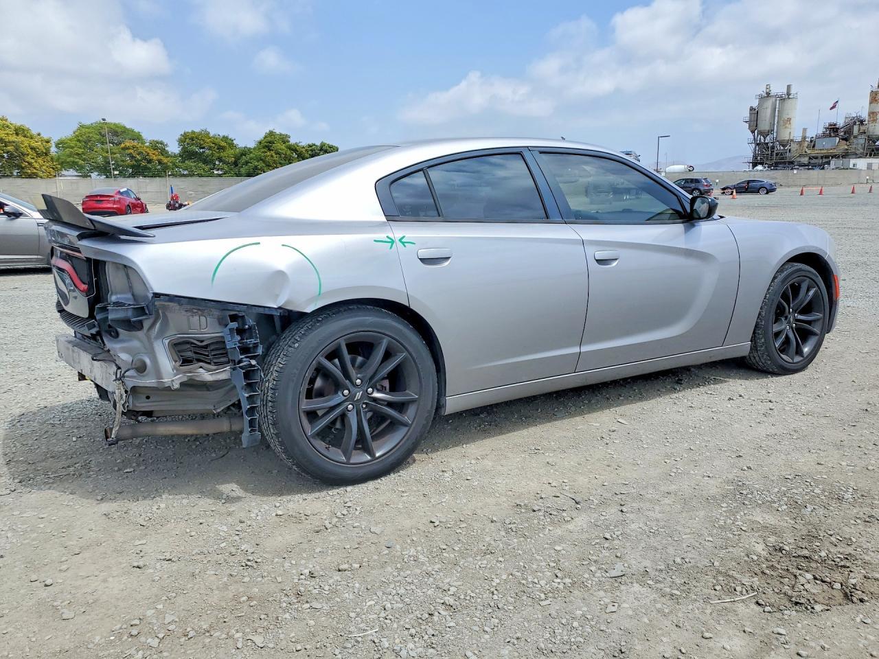 2017 Dodge Charger Se - Image 3