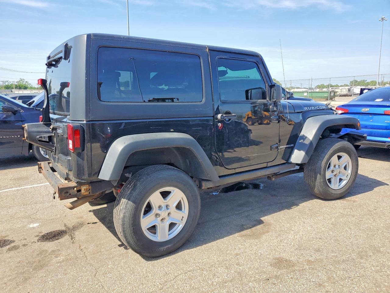 2015 Jeep Wrangler Rubicon - Image 3