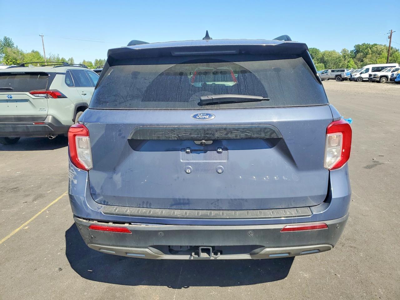 2021 Ford Explorer - Image 6